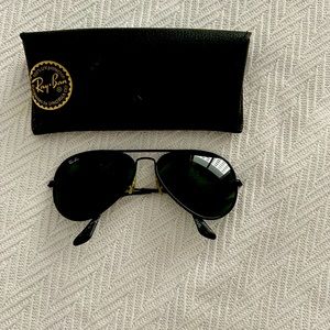 Ray ban aviators